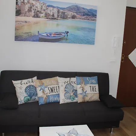Casa Agora-a Due Passi Dal Mare Apartment